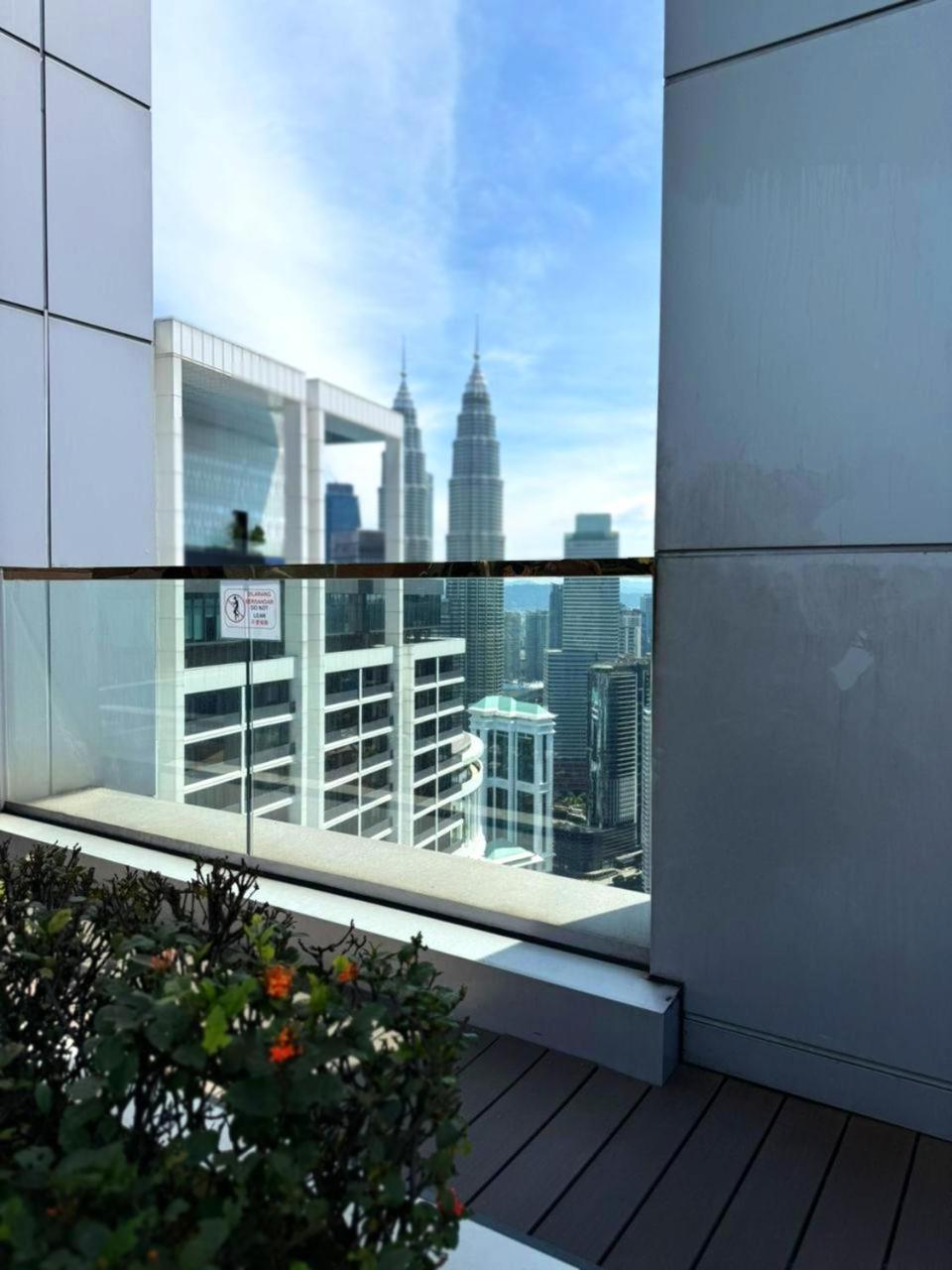 The Platinum Klcc By Comfort Suites Kuala Lumpur Extérieur photo