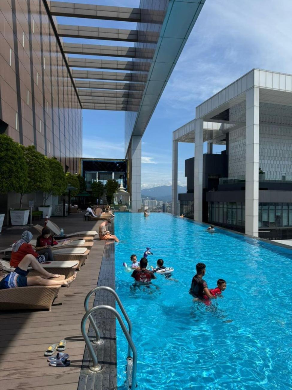 The Platinum Klcc By Comfort Suites Kuala Lumpur Extérieur photo